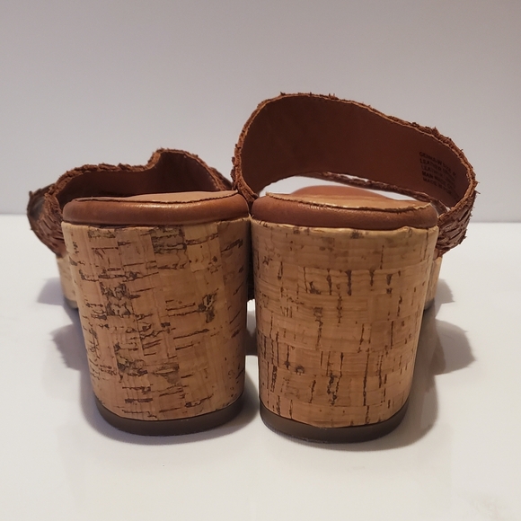 MIZ MOOZ - NWOT Genna Leather Cork Sandal In "Brandy" - Picture 3 of 6